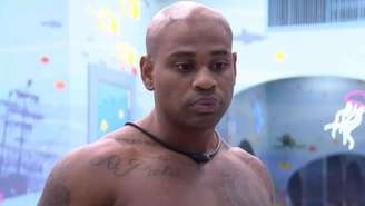 'BBB 23': Cezar Black será demitido de hospital fora do reality; entenda