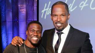 Kevin Hart fala sobre estado de saúde de Jamie Foxx: "Está melhorando"