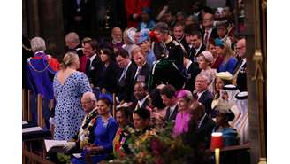 Príncipe Harry teve papel rebaixado na coroação de Charles III