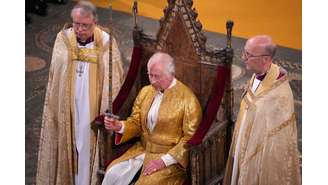 Charles III foi oficialmente coroado rei do Rei Unido 