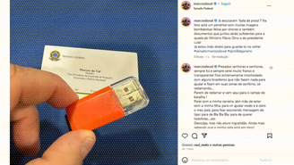 Print de post do senador Marcos do Val no Instagram. Na imagem, ele mostra um pendrive que supostamente carregaria provas sobre o 8/1 que levariam à queda do governo Lula