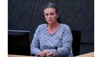 Kathleen Folbigg em um julgamento em 2019