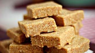 Paçoca em casa é uma receita fácil e prática.