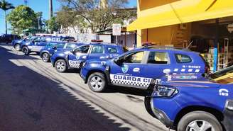 Na foto, viaturas da Guarda Civil Municipal de Itapecerica da Serra, onde cinco guardas civis foram presos. Eles estão sendo investigados por crime de tortura.