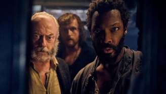 Liam Cunningham e Corey Hawkins encaram o desconhecido 