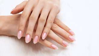 Confira as dicas que a nail designer separou para quem quer cuidar melhor das unhas de gel - Shutterstock