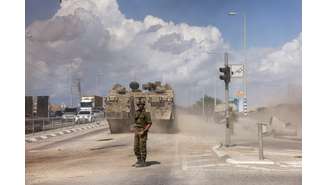 Militares israelenses na fronteira com Gaza