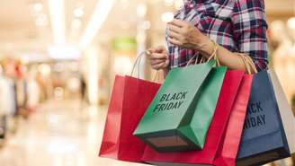 Planeje-se para evitar dívidas na Black Friday -