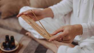 Acenda esses incensos em sua cozinha ou sala -