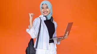 A onda superpositiva segue à tarde, com Lua e Urano em trígono bem às 16h51. Além de esbanjar firmeza, não vai faltar originalidade! -