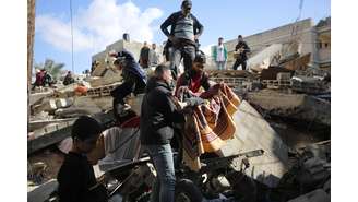 Ataques de Israel a Gaza continuam pelo 45º dia seguido