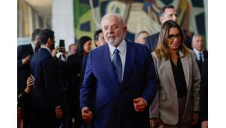 Presidente Lula e primeira-dama Janja em evento de um ano dos atos de 8 de janeiro