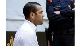 Daniel Alves em tribunal em Barcelona 05/02/2024