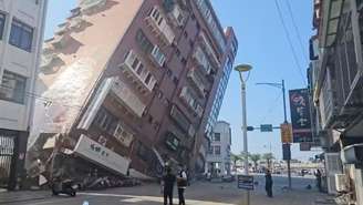 Terremoto atinge Taiwan e provoca risco de tsunami