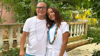 Anitta e o pai de santo Sergio Pina