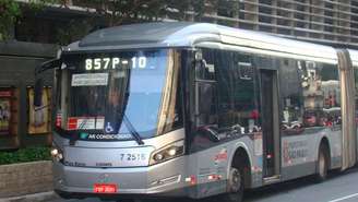 Trabalhadores buscam, dentre outras medidas, aumento no salário