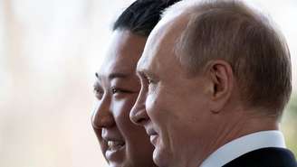 Vladimir Putin e Kim Jong-un vêm se aproximando há algum tempo