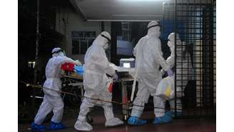 Paciente é transferido para uma UTI da enfermaria de isolamento de Nipah