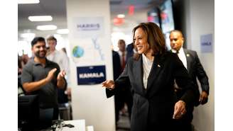 Pré-candidata, Kamala Harris faz primeiro comício pela disputa à Presidência dos Estados Unidos