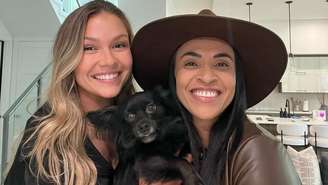 Em março deste ano, Marta e Carrie comemoraram dois anos de namoro