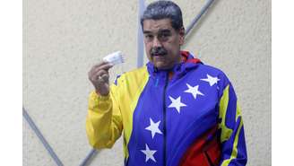 Maduro vota na Venezuela 