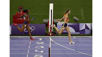 Femke Bol garante ouro para a Holanda