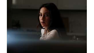 Música italiana Linda Feki durante entrevista à Reuters sobre sua experiência com aborto