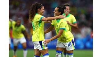 Gabi Portilho comemora gol do Brasil contra a Espanha na semi dos Jogos de Paris