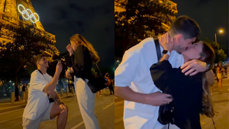 Jogador de vôlei brasileiro pede namorada ginasta em casamento