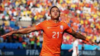 Há 10 anos, Depay marcou gol na arena do Corinthians durante a Copa do Mundo