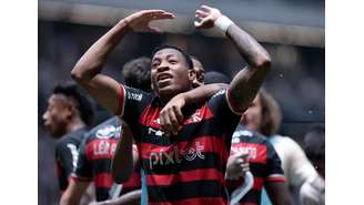 Gonzalo Plata comemora gol marcado na final da Copa do Brasil