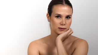 Jeniffer Castro debocha de polêmica ao fazer nova viagem