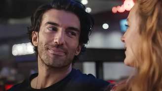 Justin Baldoni rebate acusações de assédio de Blake Lively: 'Completamente falsas'