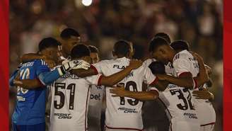 Flamengo empatou com o Madureira.