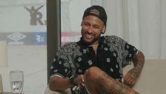 Neymar Jr.jogo das bolinhas blazeentrevista para a Romário TV