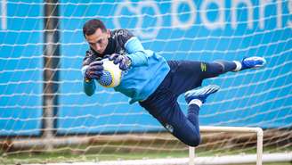 Marchesín, em treino pelo Grêmio. 