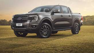 Ford Ranger Black, uma das versões da picape que se consolida como vice-líder
