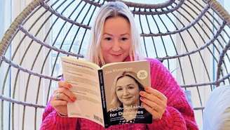 A jornalista da BBC Zoe Kleinman ganhou de presente de Natal seu próprio livro, escrito por inteligência artificial