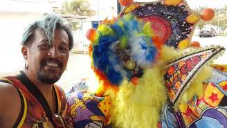 Bordador dos mais requisitados das turmas de bate-bola no Rio de Janeiro, Flávio de Azevedo é conhecido como Hell Boy.