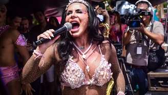 Gretchen fala sobre preparação para desfilar como rainha de bateria 