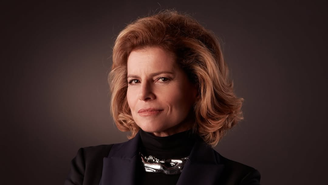 Débora Bloch caracterizada de Odete Roitmann