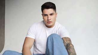 Lucas Souza revela mais detalhes de seus estudos para seguir carreira no teatro