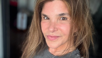 Cristiana Oliveira estreia em peça após três internações por conta de doença crônica