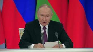 Putin condicionou cessar-fogo à discussão de 'causas subjacentes' da guerra