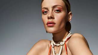 Brincos e pulseiras maximalistas voltam com força total