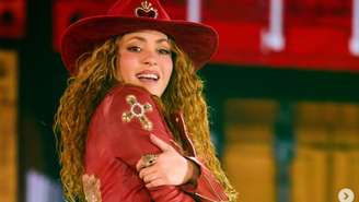 Shakira alfineta ex-marido em turnê