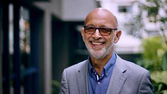 'Costumo dizer aos jovens: se você quer chegar bem aos 90 ou 100 anos, comece já', diz o médico gerontólogo Alexandre Kalache, de 79 anos