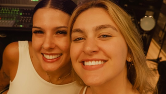 Amiga de Ana Castela chama atenção ao receber surpresa de Zezé Di Camargo