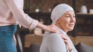 Março e outubro são meses de alerta para mulheres sobre os tipos de câncer