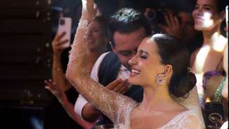 Ex-Malhação faz casamento luxuoso com vestido exclusivo